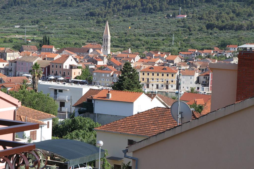 Mi Stari Grad (Hvar)